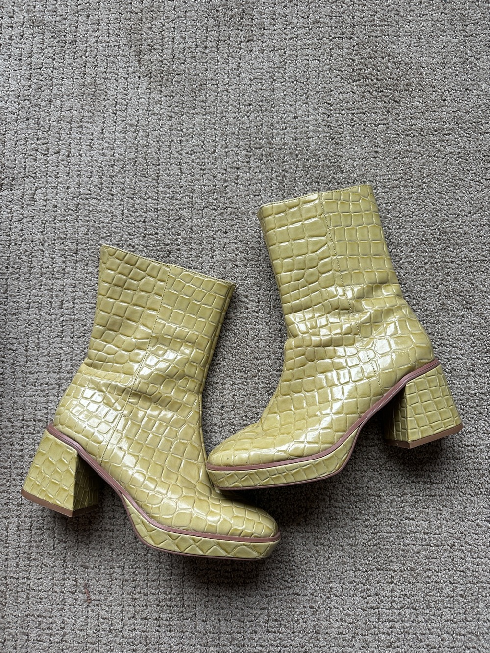 Urban Outfitters chunky chartreuse Bella Croc-Embossed Mid-Calf Block Heel Boots - Picture 2 of 13